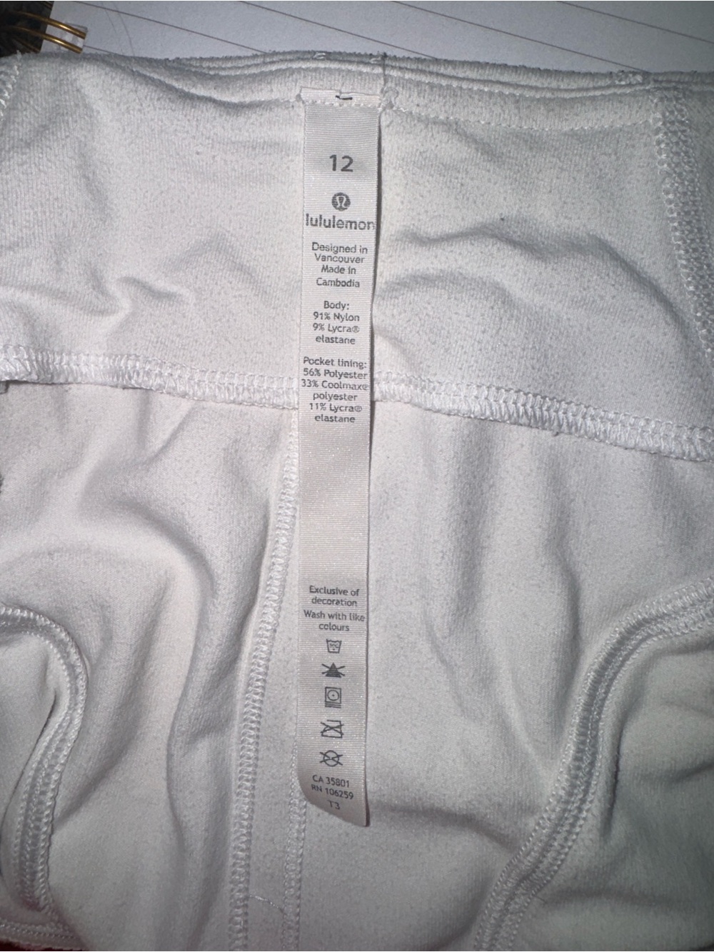 Size 12 Lululemon White Half Zip Athletic Pullover with Thumbholes - Picture 8 of 8